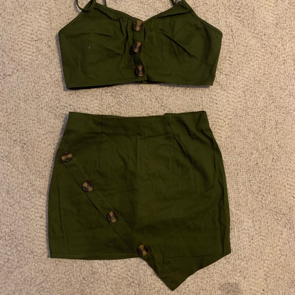 2 piece set